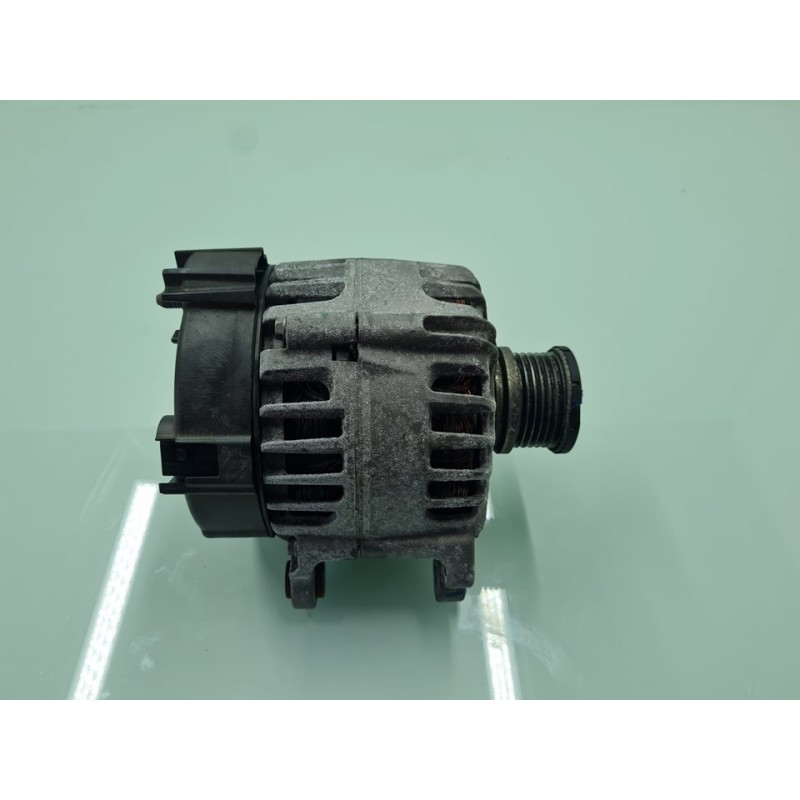 ALTERNADOR 04L903024 