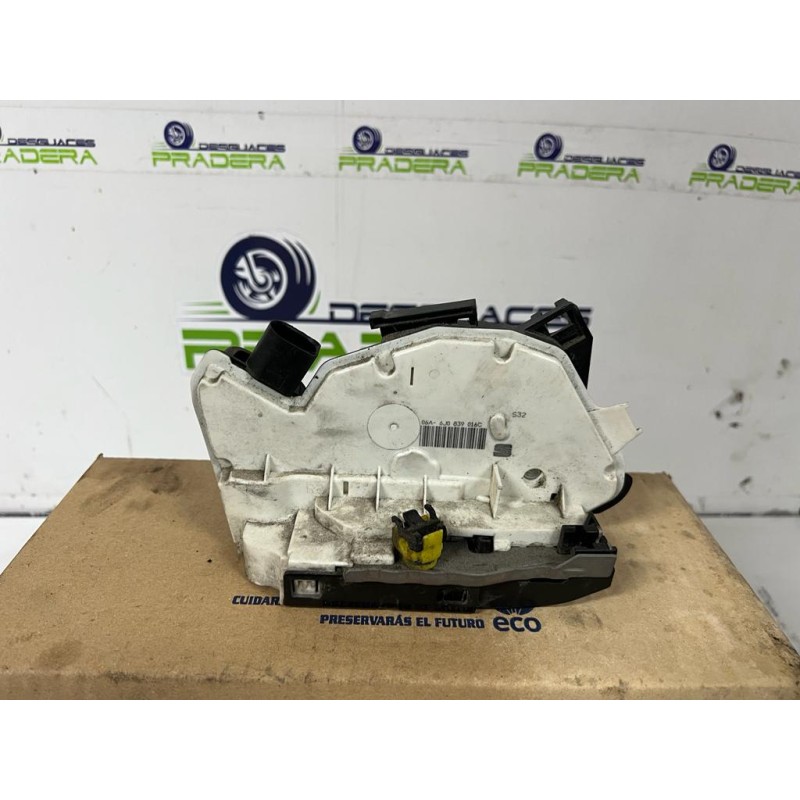 CERRADURA PUERTA TRASERA DERECHA 6J0839016C 