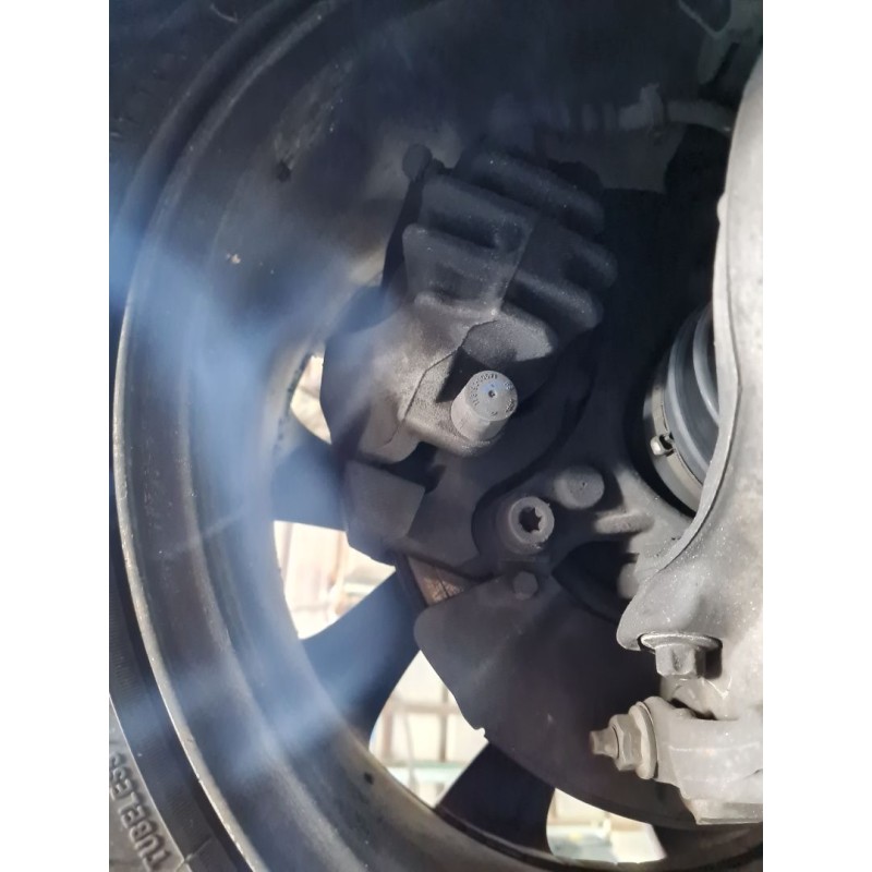 PINZA DE FRENO DELANTERA DERECHA 1651768780 