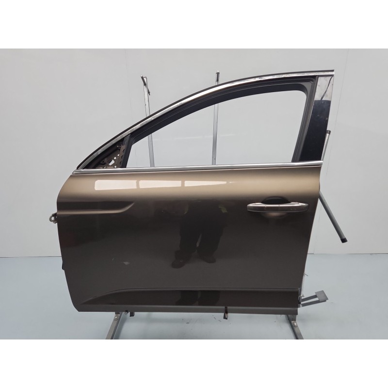 PUERTA DELANTERA IZQUIERDA 801017010R 