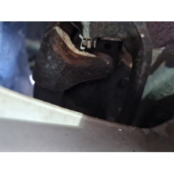 PINZA DE FRENO DELANTERA DERECHA 