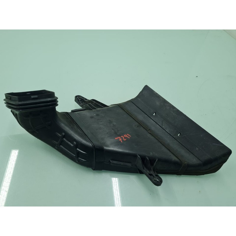 CANALIZADOR DE AIRE 8K0129618 
