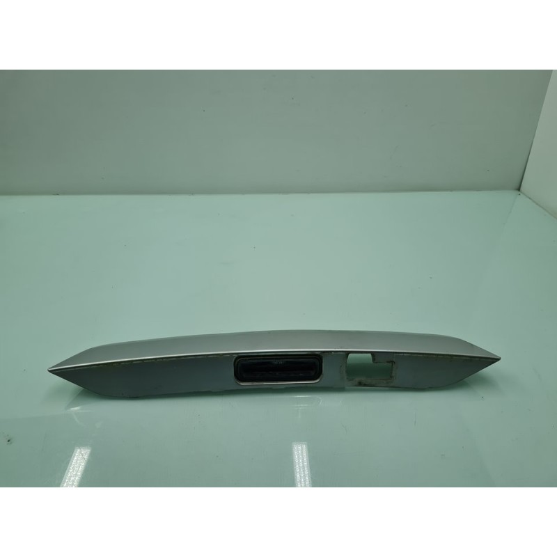 MOLDURAS TRASERAS ET76A43404ABW 