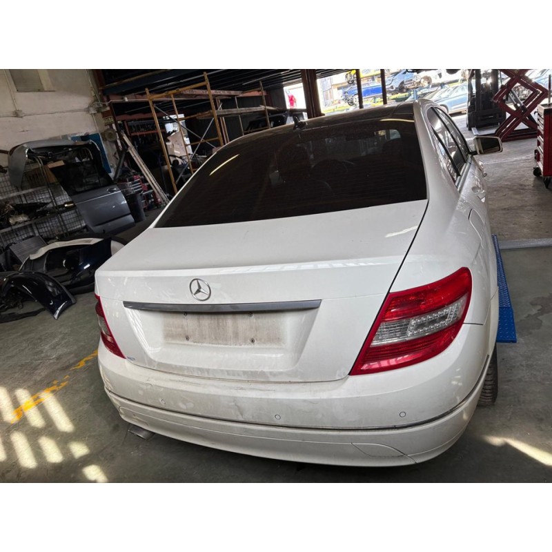 mercedes-benz clase c (w204) berlina del año 2010