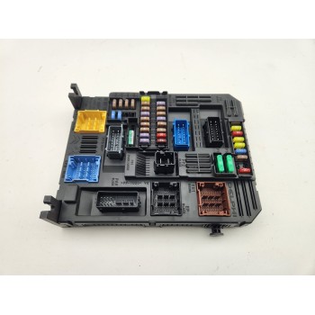 CAJA RELES / FUSIBLES 9830813080 