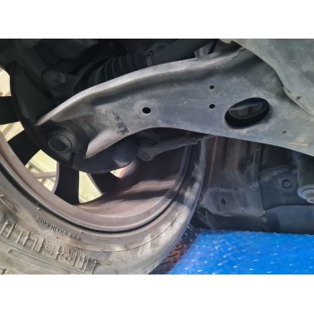 BRAZO SUSPENSION INFERIOR DELANTERO DERECHO KA0G34300 