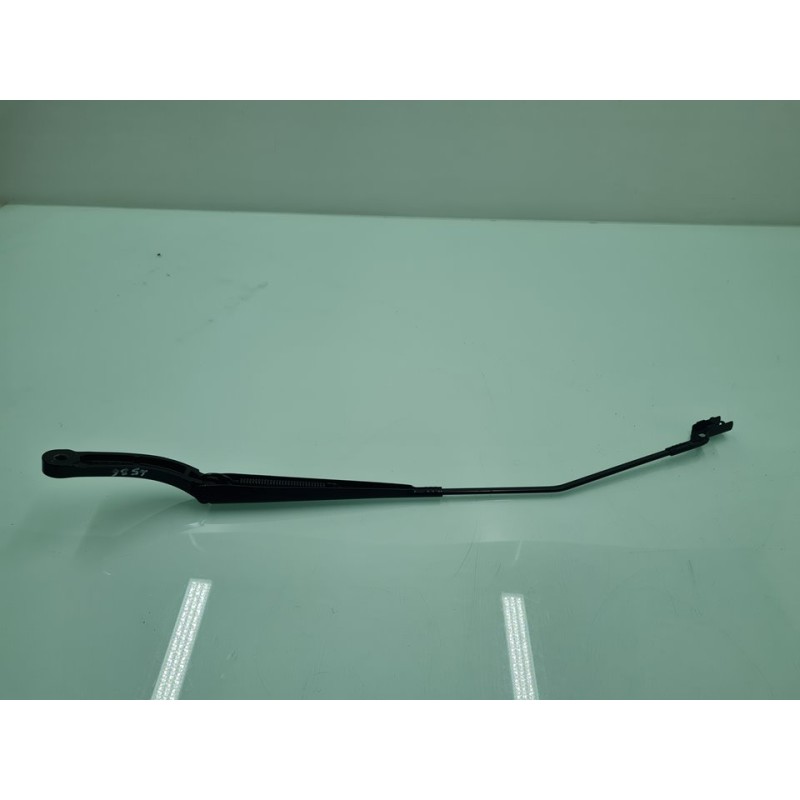 BRAZO LIMPIA DELANTERO DERECHO 2GM955410 