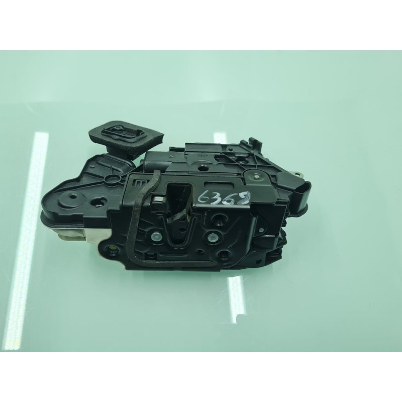 CERRADURA PUERTA DELANTERA IZQUIERDA 5K1837015E 