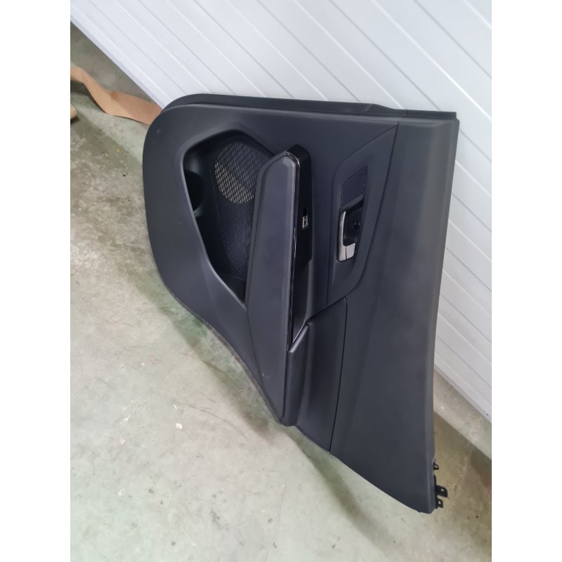 GUARNECIDO PUERTA TRASERA DERECHA 732203H3MP 