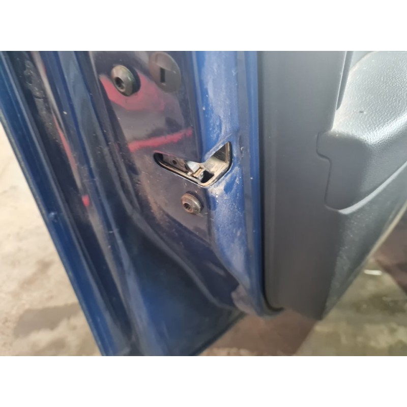 CERRADURA PUERTA DELANTERA IZQUIERDA 