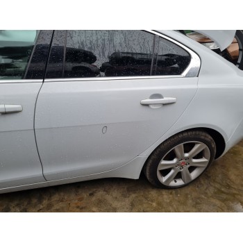 Recambio de puerta trasera izquierda para jaguar xe portfolio referencia OEM IAM   