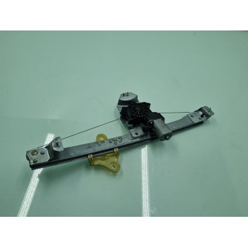 ELEVALUNAS DELANTERO DERECHO 807205569R 