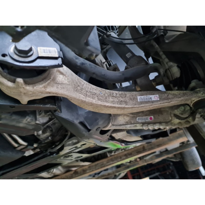 BRAZO SUSPENSION INFERIOR DELANTERO IZQUIERDO HK833C256AD 
