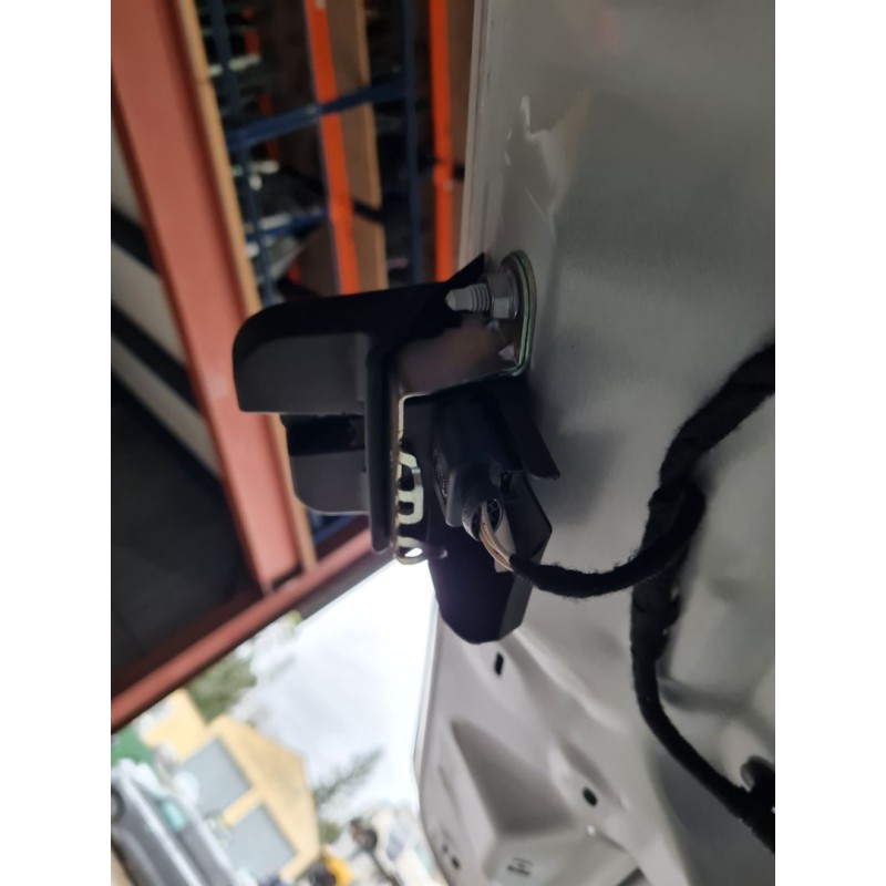 CERRADURA MALETERO / PORTON 2G6827505B 