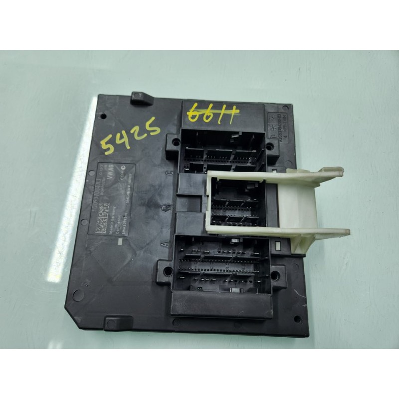 MODULO ELECTRONICO 5Q0937084AJ 