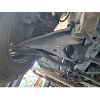 BRAZO SUSPENSION INFERIOR DELANTERO DERECHO 