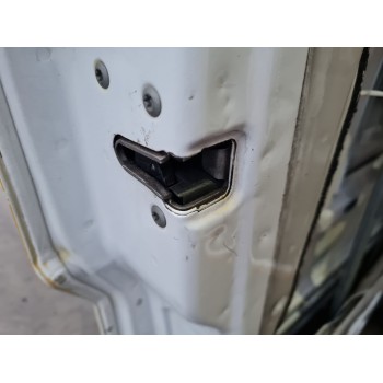 CERRADURA PUERTA DELANTERA IZQUIERDA 