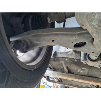 BRAZO SUSPENSION INFERIOR DELANTERO DERECHO 