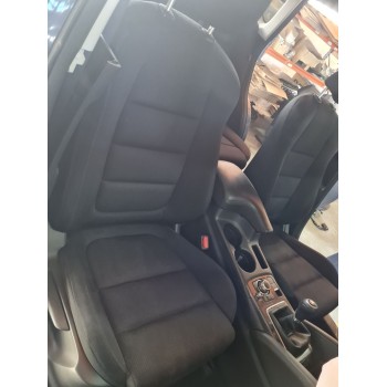ASIENTO DELANTERO DERECHO 