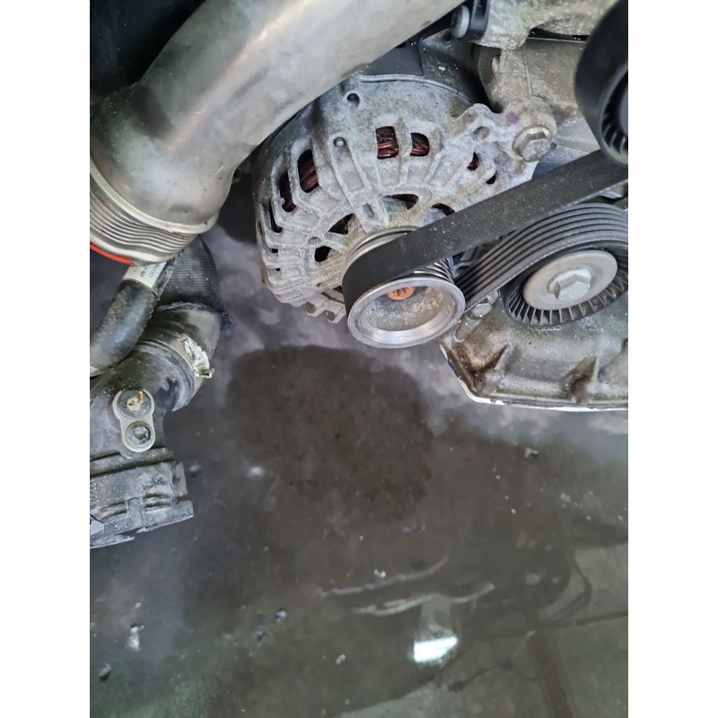 ALTERNADOR V04015001MF 