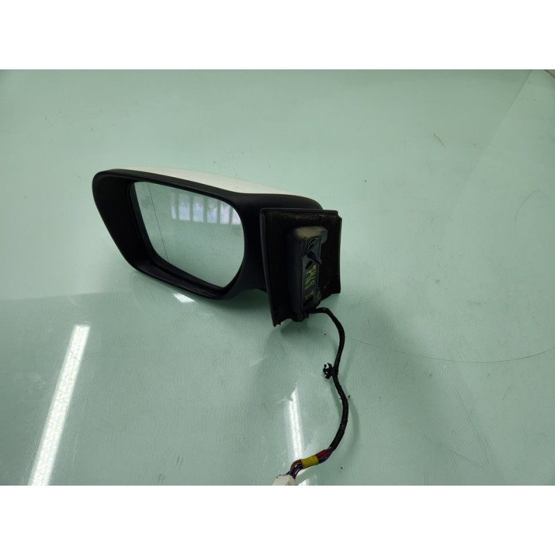 RETROVISOR IZQUIERDO 