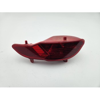 PILOTO TRASERO DERECHO PARAGOLPES 9811981980 