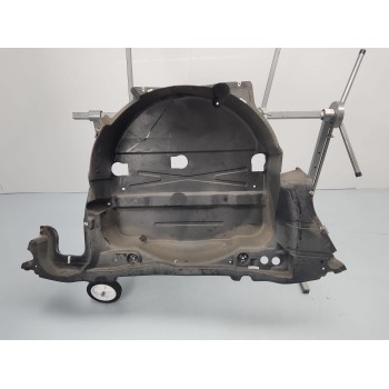 MOLDURA INTERIOR 7T0825521K 