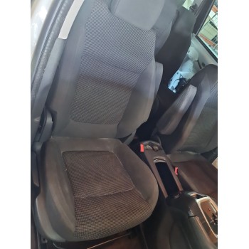 ASIENTO DELANTERO DERECHO 