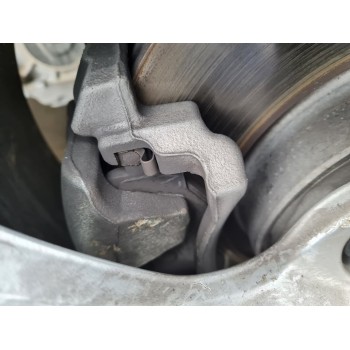 PINZA DE FRENO DELANTERA IZQUIERDA 