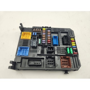 CAJA RELES / FUSIBLES 9822748680 