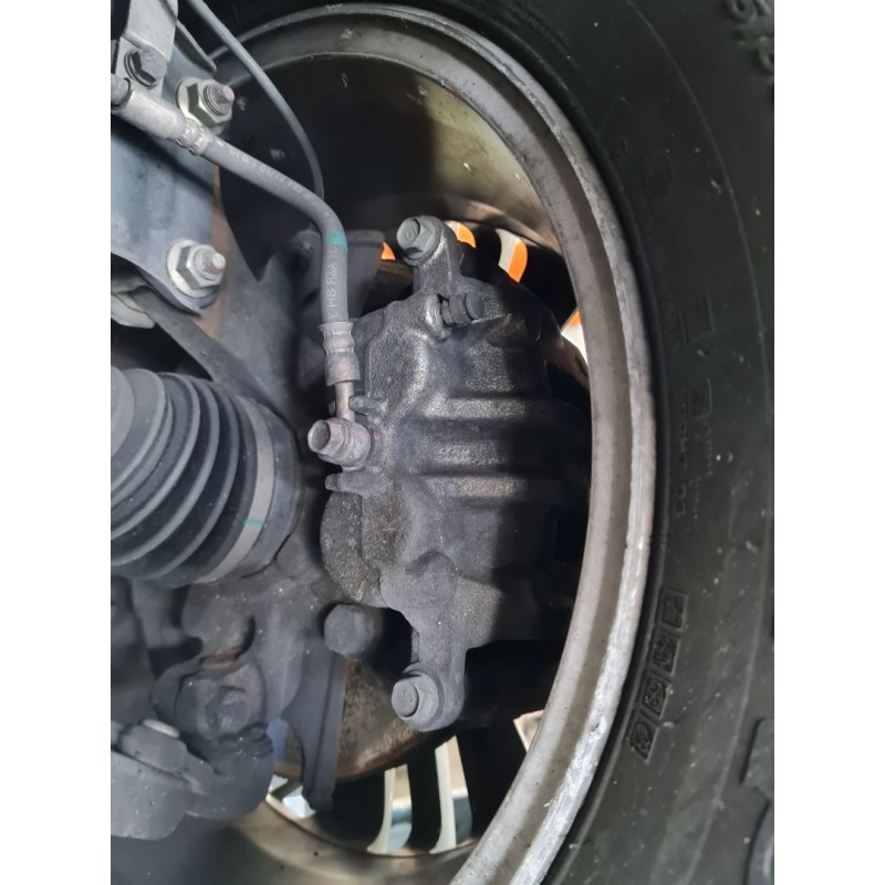 PINZA DE FRENO DELANTERA IZQUIERDA 