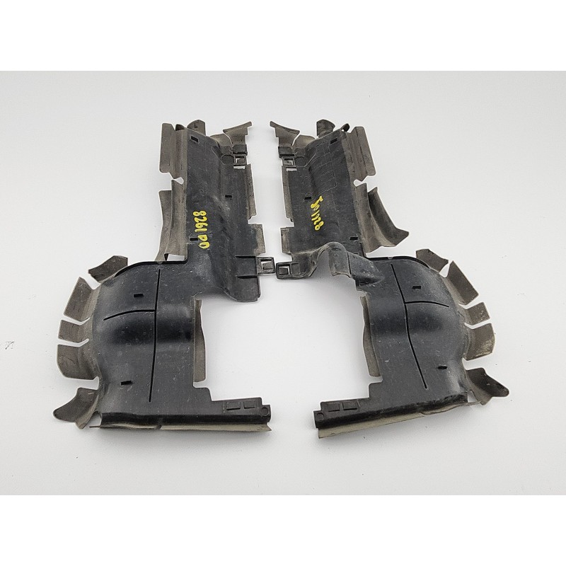 SOPORTE RADIADORES 8W0121284 / 8W0121283 