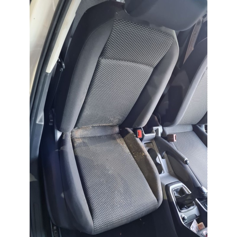 ASIENTO DELANTERO DERECHO 