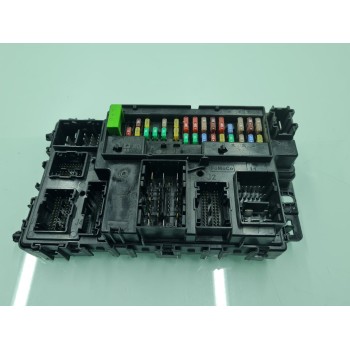 CAJA RELES / FUSIBLES JU5T15604 