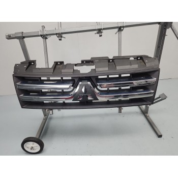 REJILLA DELANTERA 7450A150 