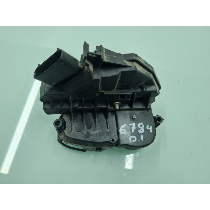 CERRADURA PUERTA DELANTERA IZQUIERDA BM5AA21813AF 