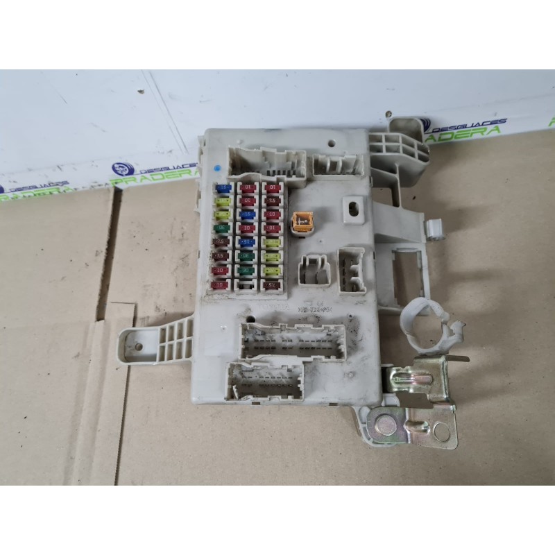 CAJA RELES / FUSIBLES 8198050030 