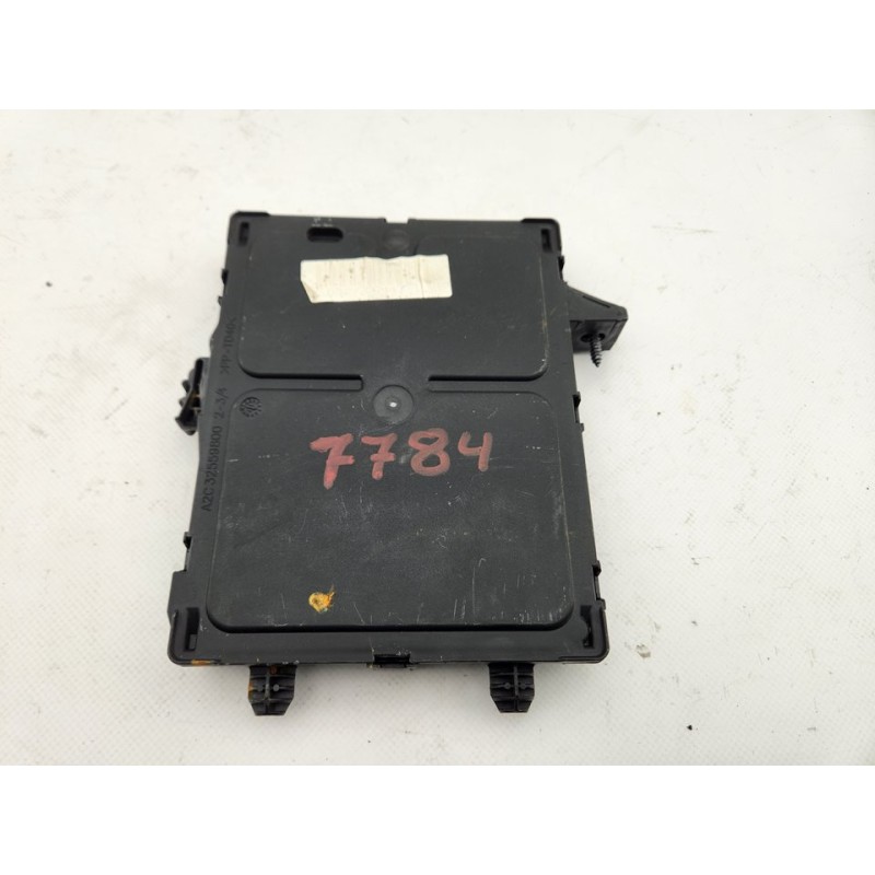 CAJA RELES / FUSIBLES 284B16FP2C 