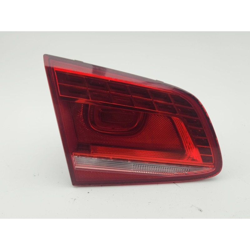 PILOTO TRASERO IZQUIERDO INTERIOR 3AE945307C 