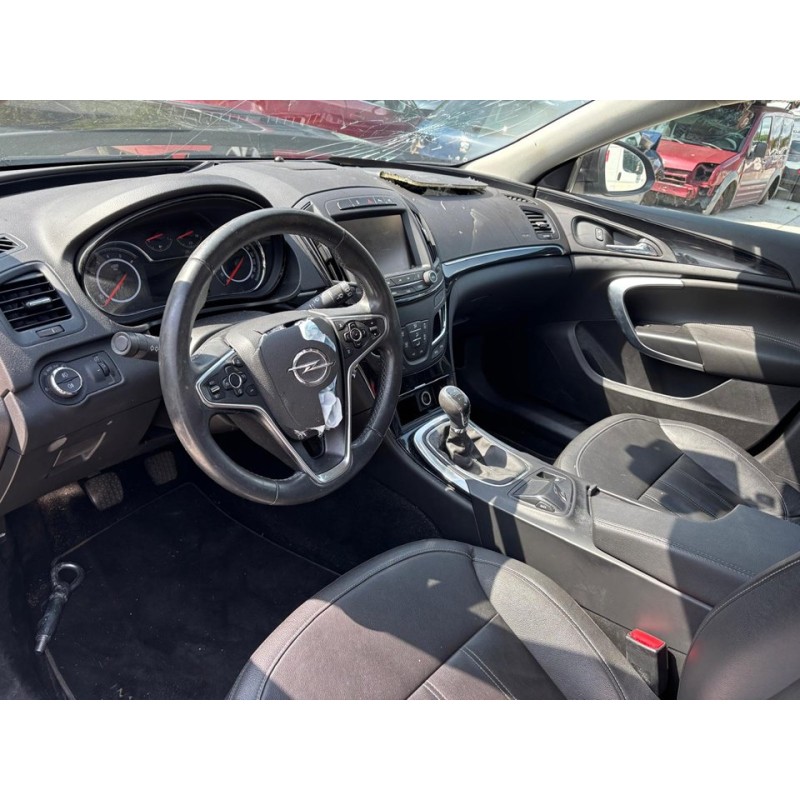 opel insignia berlina del año 2013