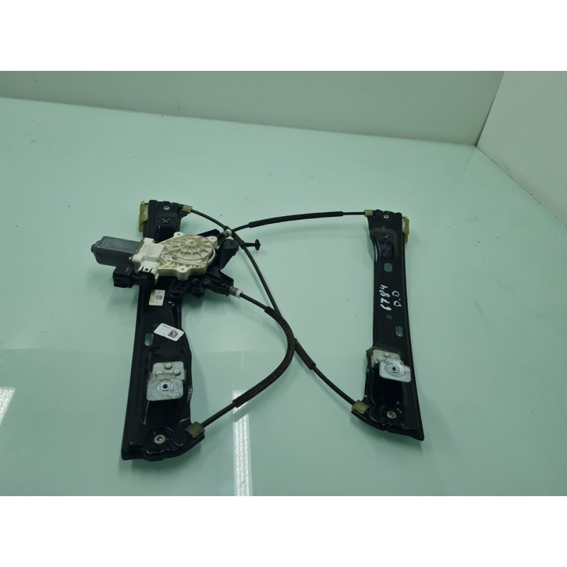 ELEVALUNAS DELANTERO DERECHO BM51A23200BF 