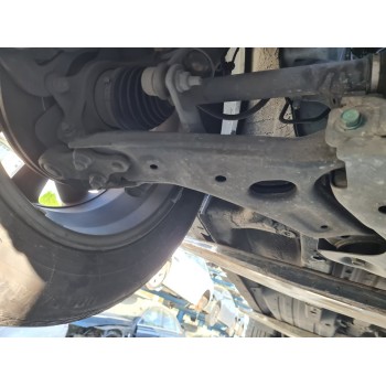 BRAZO SUSPENSION INFERIOR DELANTERO DERECHO 