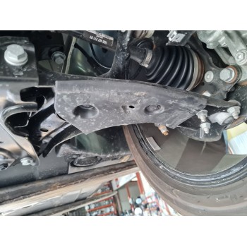 BRAZO SUSPENSION INFERIOR DELANTERO IZQUIERDO 