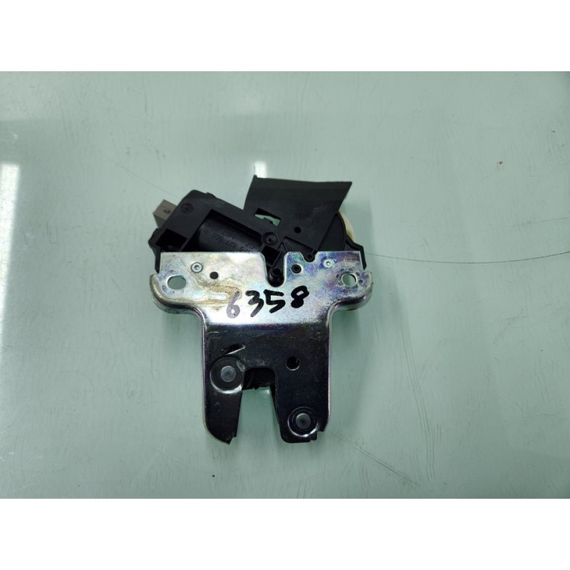 CERRADURA MALETERO / PORTON 4F5827505 