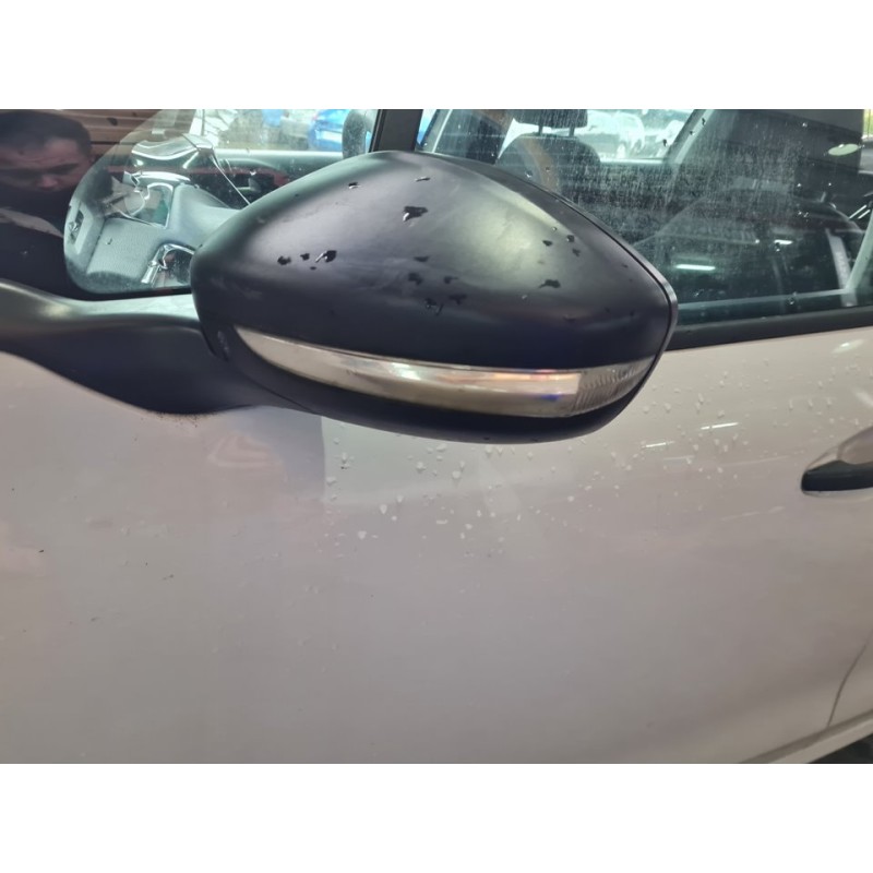 RETROVISOR IZQUIERDO 