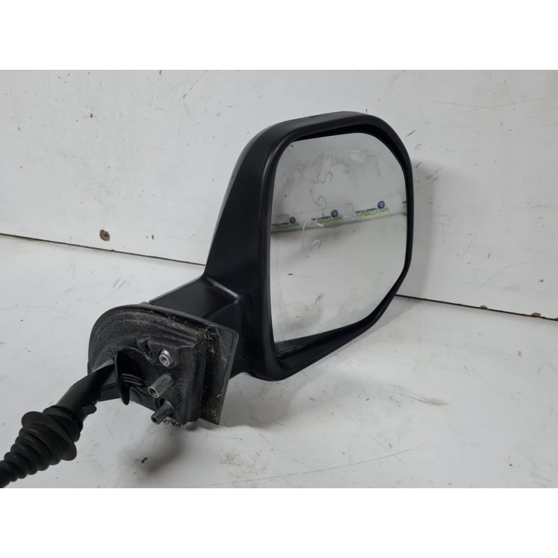 RETROVISOR DERECHO 