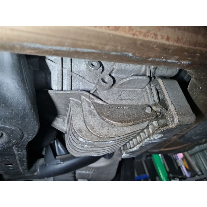 DIFERENCIAL TRASERO 95B525015M 