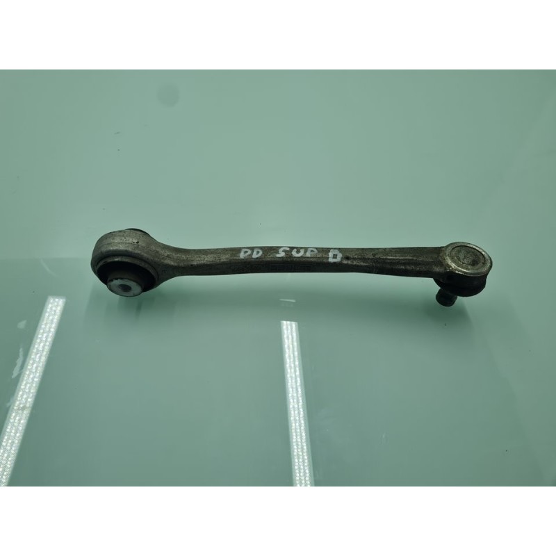 BRAZO SUSPENSION SUPERIOR DELANTERO DERECHO 