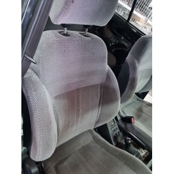 ASIENTO DELANTERO DERECHO 