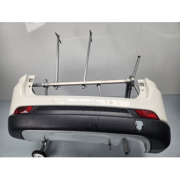 PARAGOLPES TRASERO 